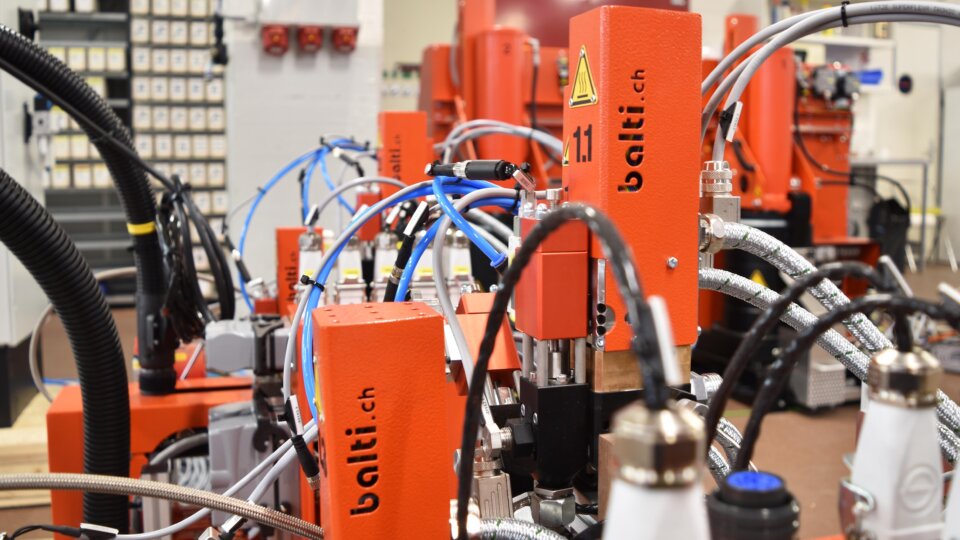 Balti hotmelt application systems dosing pump valves